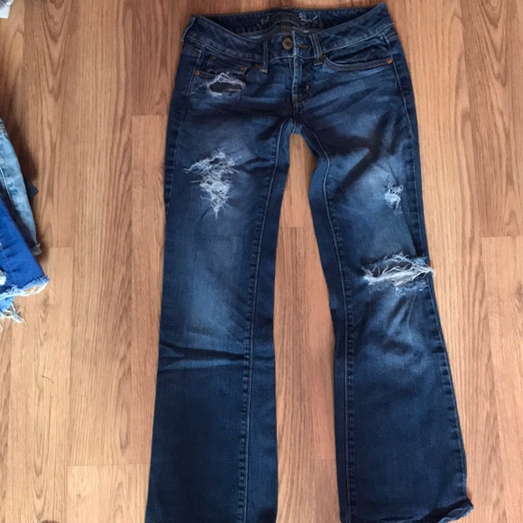 Ripped AE jeans - Picture 1 of 1